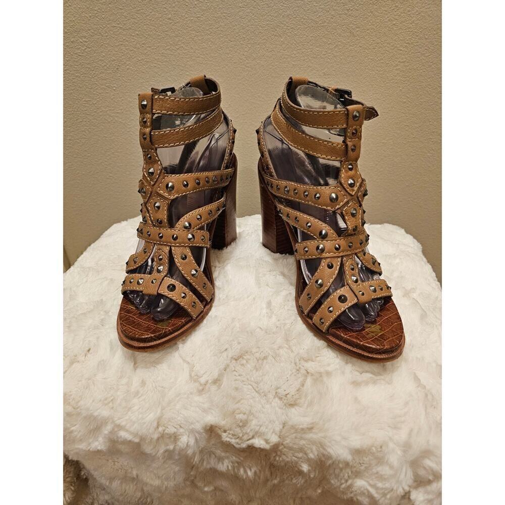Sam Edelman Stacked Heel Studded Sandals Heels Size 7.5